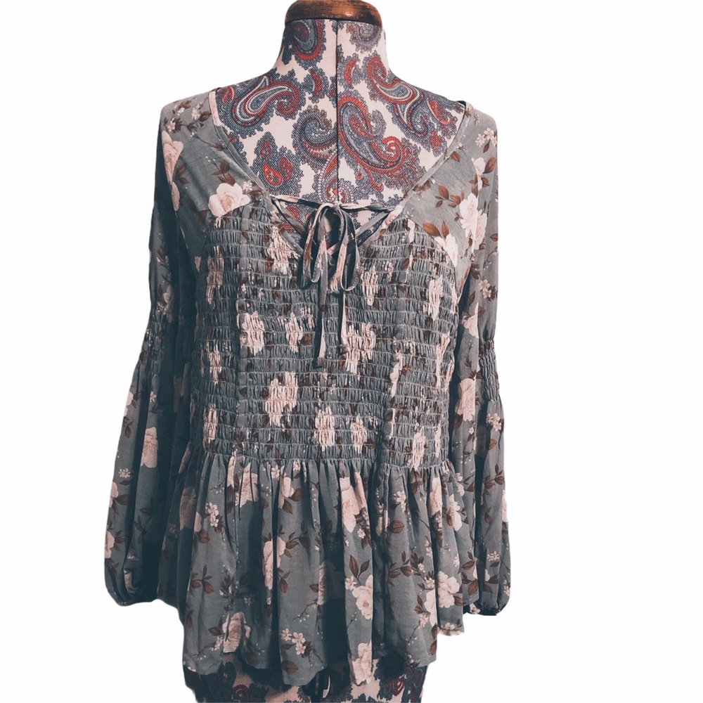 American Eagle Blue Rose Floral Chiffon Blouse